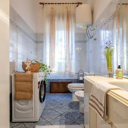 Il Belvedere Di Maria Luisa By Interhome באדזי