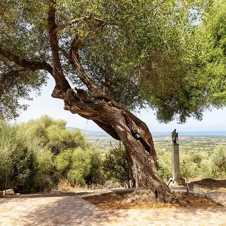 Il Belvedere Di Maria Luisa By Interhome Сasa de vacaciones *