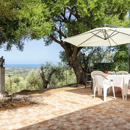 Сasa de vacaciones Il Belvedere Di Maria Luisa By Interhome Badesi